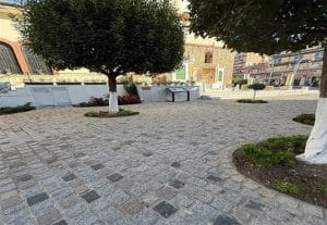 Cobblestones Granite Gray 10x10x5cm in Cyprus Petraland