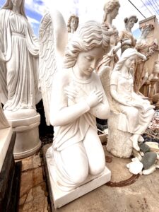 MARBLE STATUE